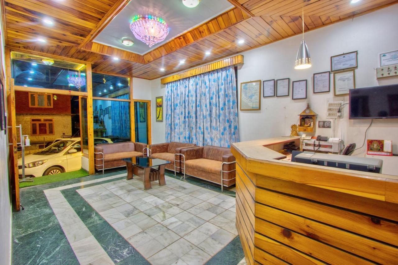 Hotel Royal Manali Exterior foto
